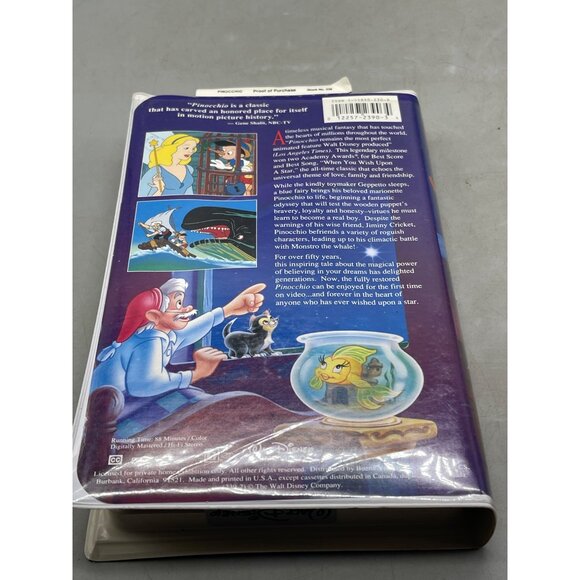 Walt Disney Pinocchio VHS tape cartoon English rated G 88 minutes diamond editio - Picture 2 of 4